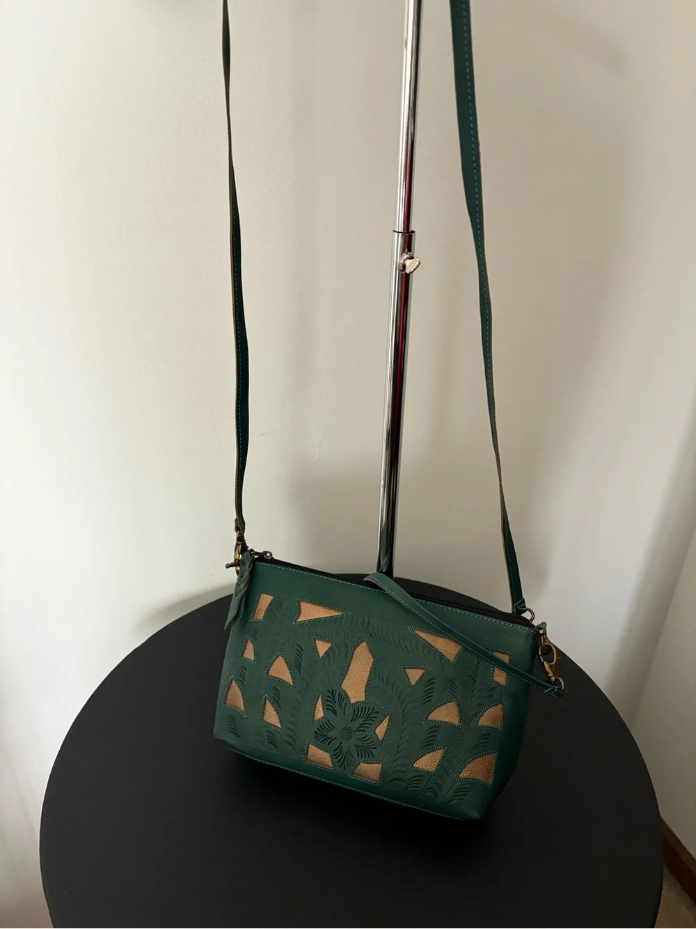 Leaders in Leather Crossbody Bag Green Hand-Tooled Floral Cutout Vintage